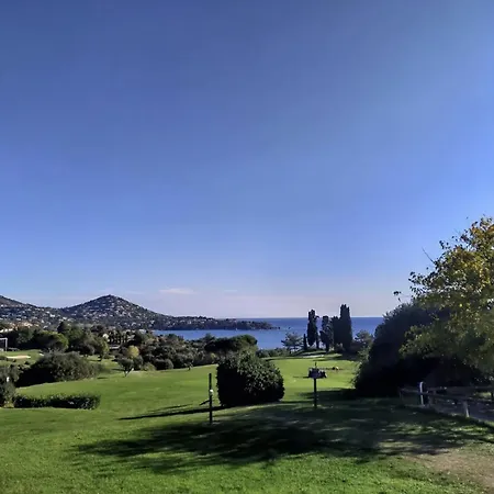 Villa Garden Level For 5 People With Sea View *
