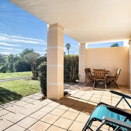 Garden Level For 5 People With Sea View Villa