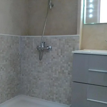 Garden Level For 5 People With Sea View Villa