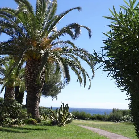 Garden Level For 5 People With Sea View Villa Saint-Raphaël