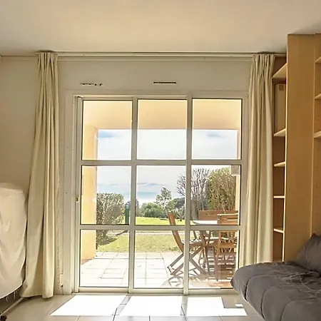 Garden Level For 5 People With Sea View 빌라 Saint-Raphaël