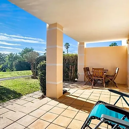 Garden Level For 5 People With Sea View 빌라 *